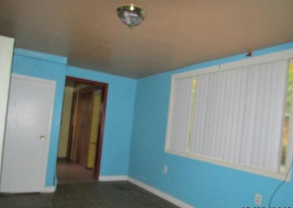 5th image of 72 Dupont Ave
