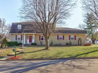 1810 Tanglewood Dr, Mount Vernon, IN 47620