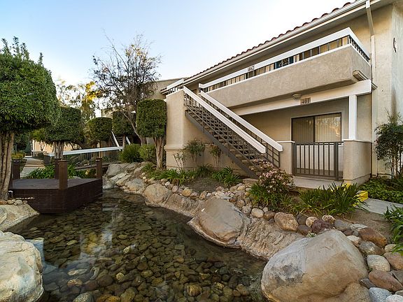 4th image of 921 Paseo Camarillo #1019
