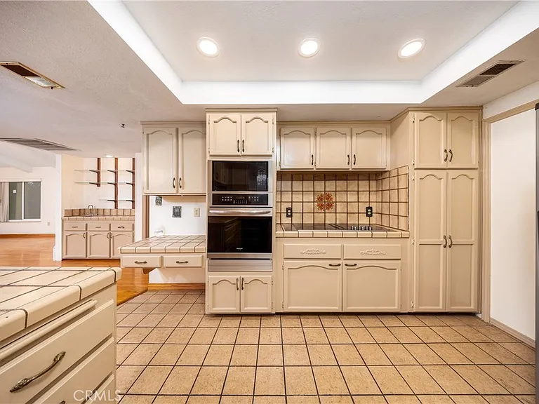 2831 Steeplechase Ln — Photo 31