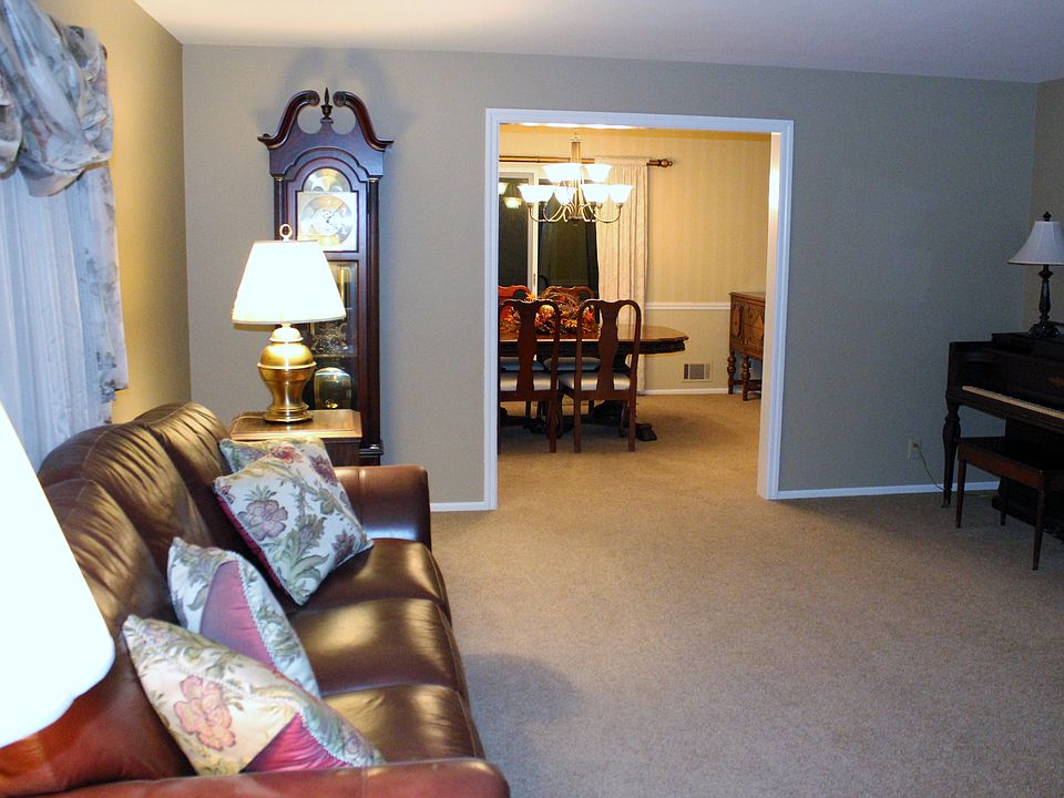 1st image of 2041 Maumee Dr SE
