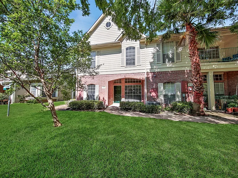 2710 Grants Lake Blvd #S6 — Photo 17