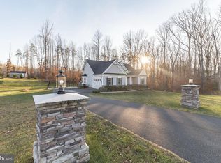 9 Glenview Ct, Stafford, VA 22554