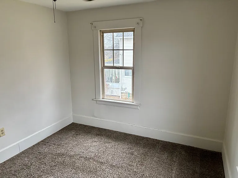 25 Elliott St #B — Photo 7