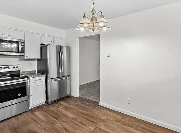 5th image of 1065 Wedgewood Dr