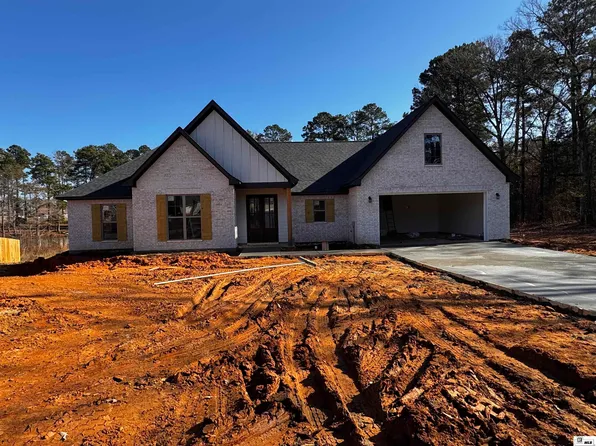 305 Oak Aly, Ruston, LA 71270