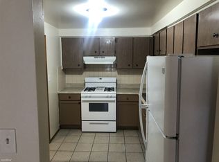 734 E 75th St APT 3, Chicago, IL 60619