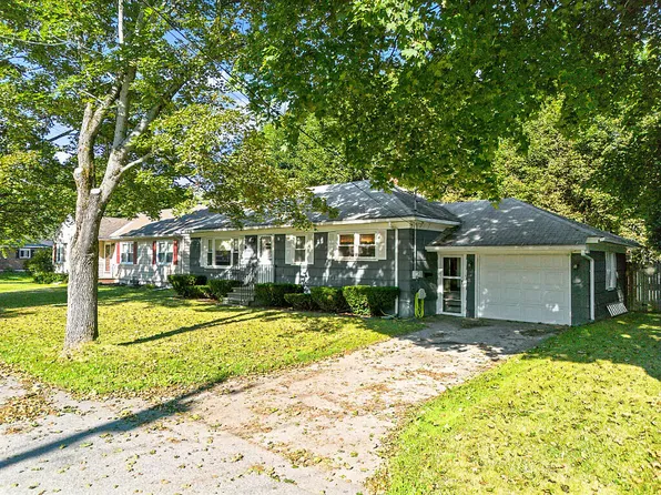28 Arkwright Avenue, Lewiston, ME 04240