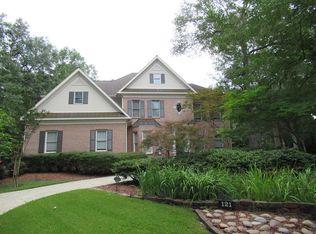 121 Twisted Oak Dr, Picayune, MS 39466