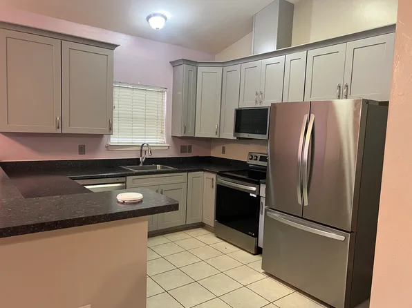 2601 Hartsfield Rd, Tallahassee, FL 32303