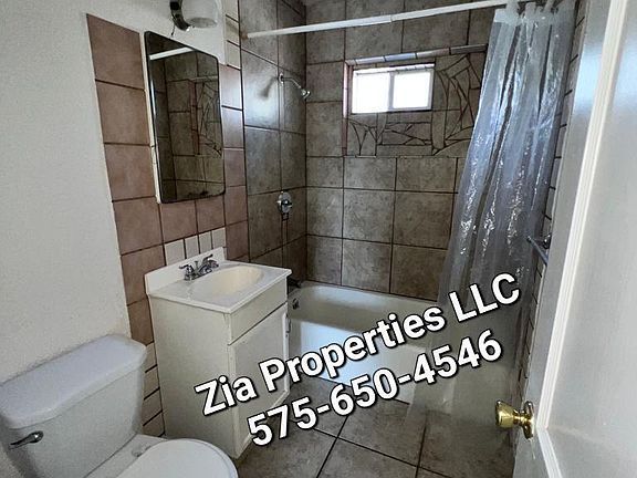 5th image of 1729 E Idaho Ave