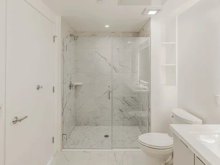 Bathroom with Porcelain Tile