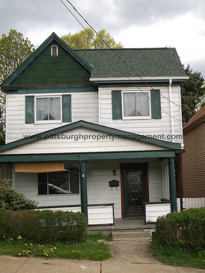 4018 Hoosac St photo 1