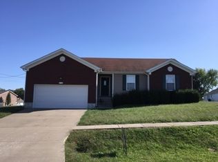 101 Naples Ct, Radcliff, KY 40160