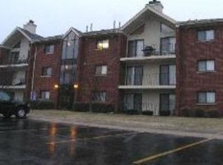 18245 66th Ct APT 1B, Tinley Park, IL 60477