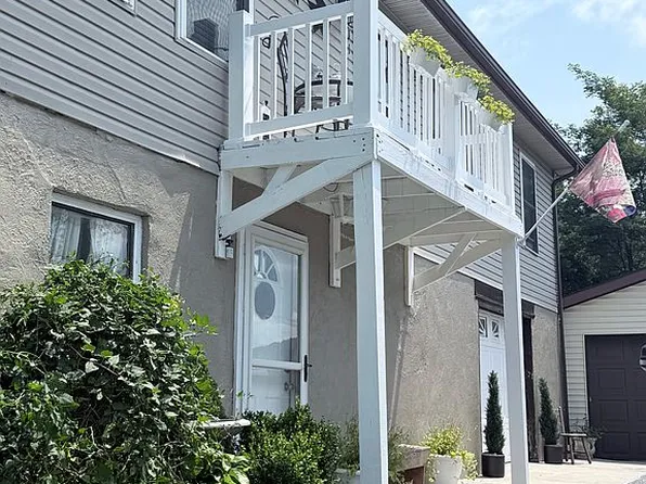 211 E High Ave, Terra Alta, WV 26764