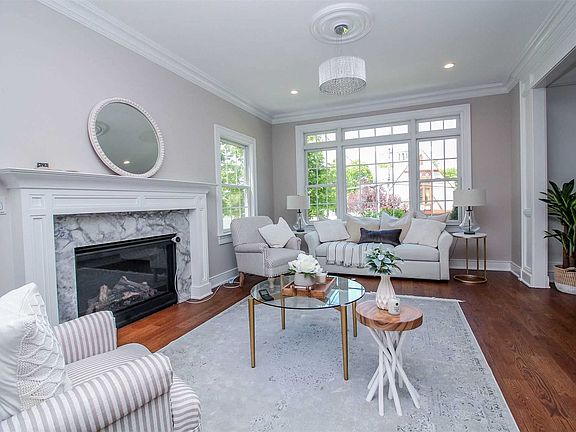 5th image of 73 Grove St