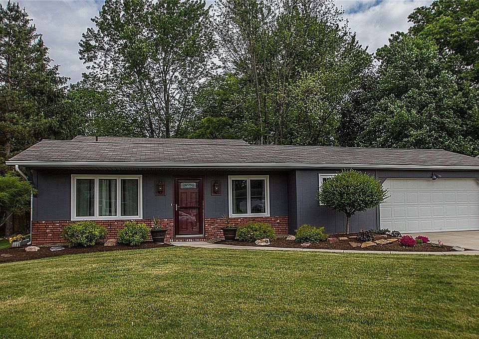 1st image of 20272 Glenwood Ln