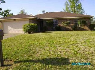 4620 Calumet Dr, Beaumont, TX 77708