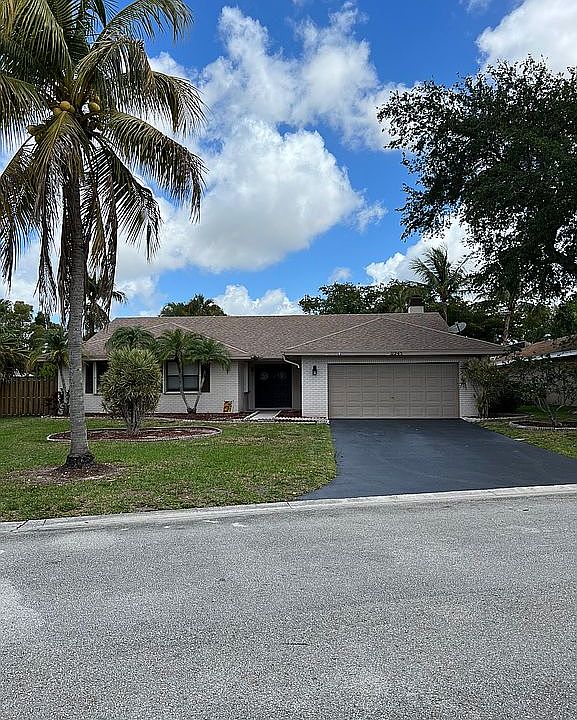 1st image of 11245 NW 44th St