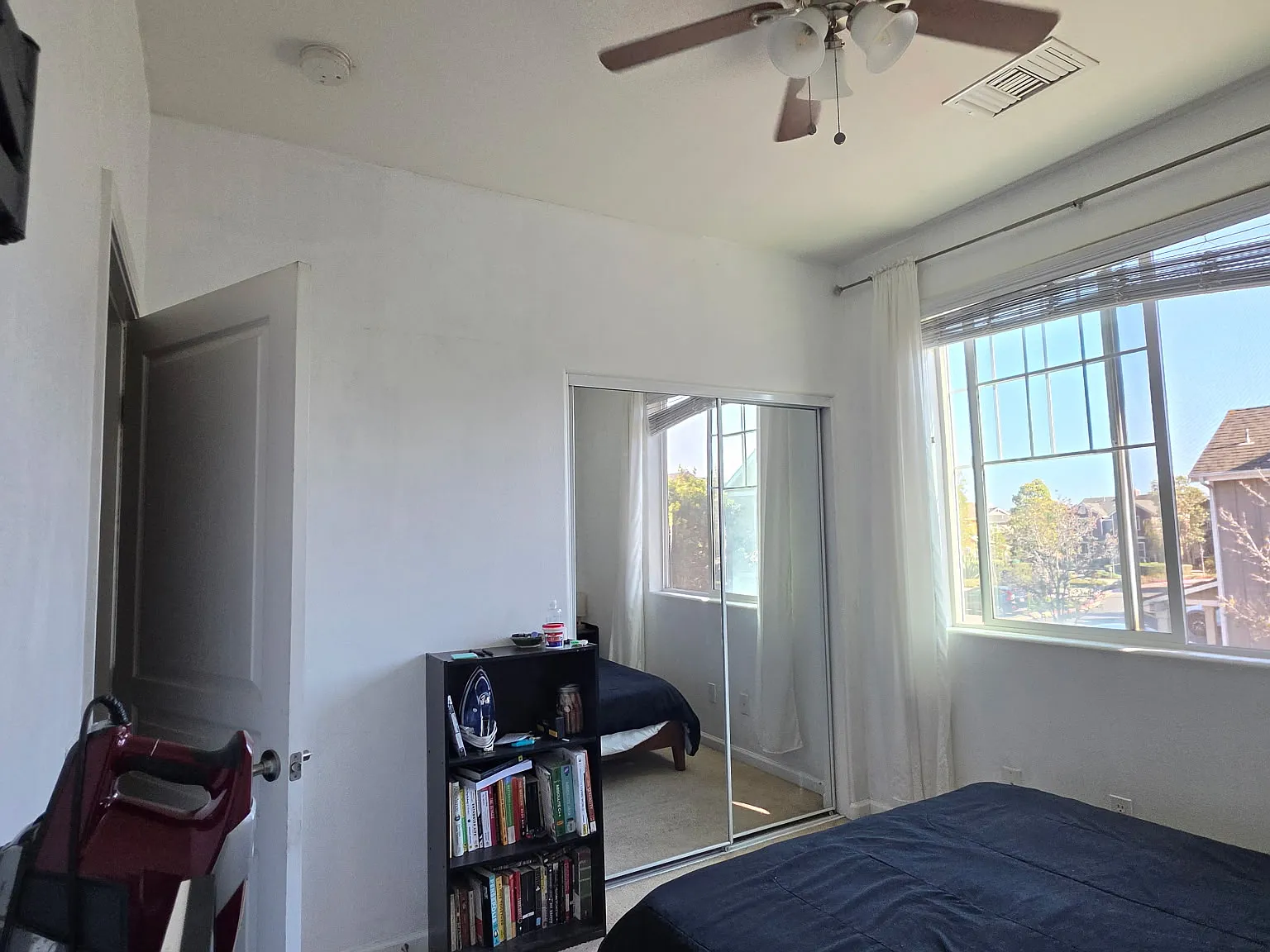 4 bed, 2.5 bath, 1745 sqft, $950 — Photo 3