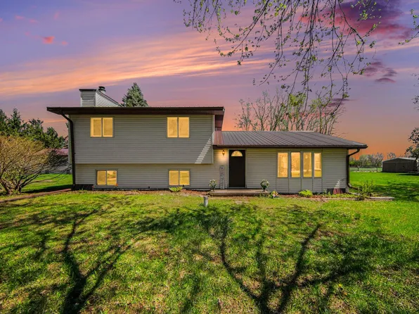 5497 Clark Lake Rd, Jackson, MI 49201