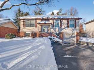 1048 Bauder Cres, Kingston, ON K7P 1M6