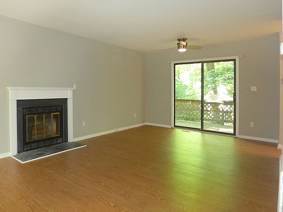 2nd image of 118 Lantern Way