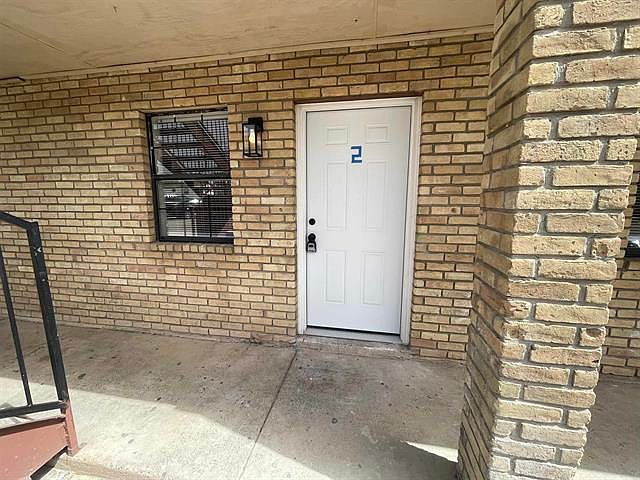 1st image of 3005 E Price St #2