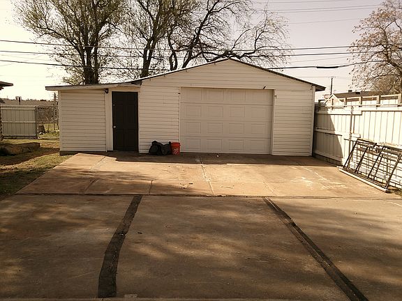 3rd image of 2226 NW 42nd St
