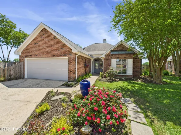 130 Hathaway Dr, Lafayette, LA 70508