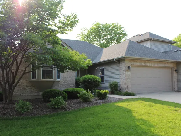 1912 Margaret Ct, Aurora, IL 60505
