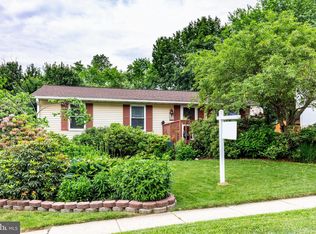 251 Stacy Lee Dr, Westminster, MD 21158