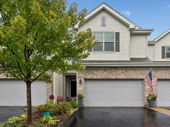 1009 N Auburn Ridge Dr, Palatine, IL 60067