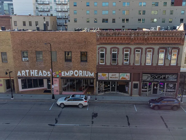 319-323 Broadway Ave S — Photo 2
