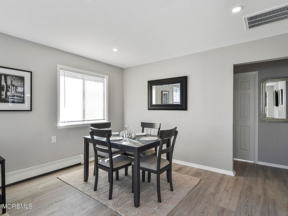 5th image of 341 Barbados Drive N