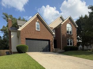 712 Maple Ridge Ln, Lexington, KY 40509