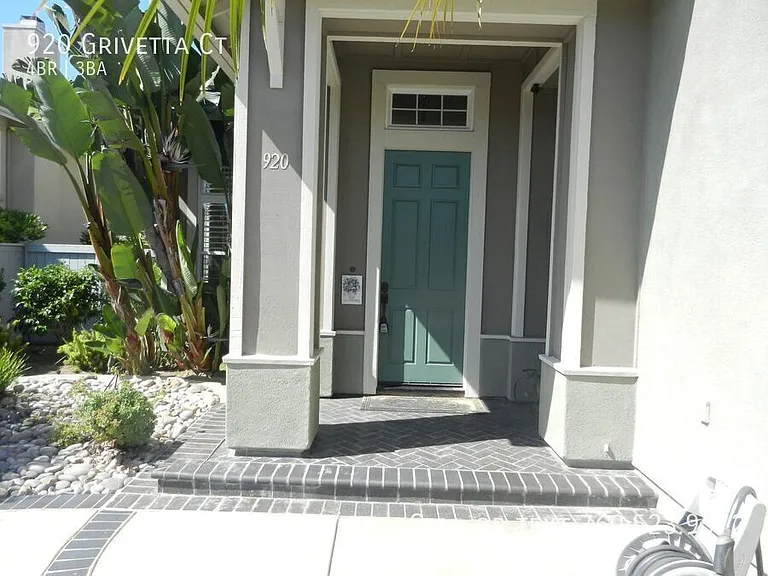 920 Grivetta Ct — Photo 3