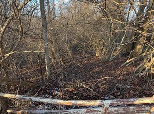 9998 Hurst School Rd, Mc Kee, KY 40447