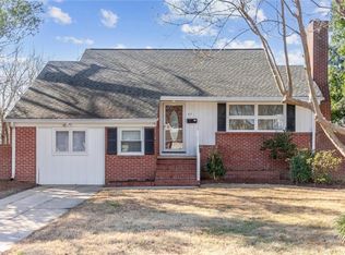 67 Ferguson Ln, Newport News, VA 23601