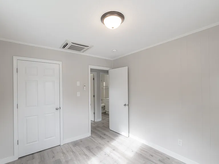 1612 Betz St — Photo 7