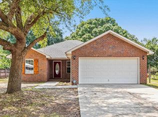 5323 Cox Rd, Milton, FL 32583