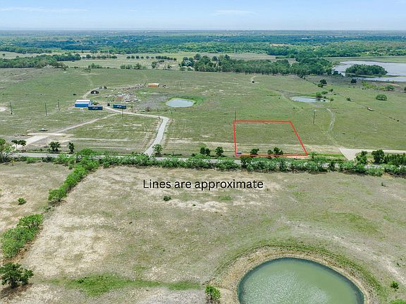 2nd image of 14 Mineral Springs Rd