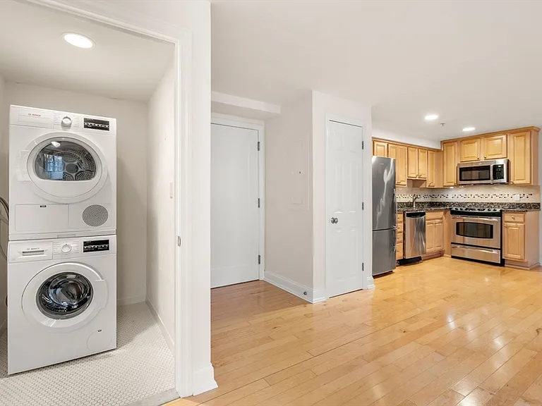 20 Chapel St #309B — Photo 17