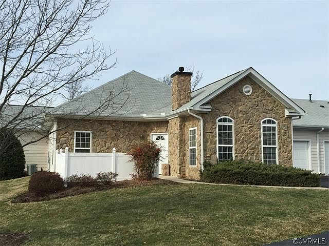 1st image of 1800 Aston Ln