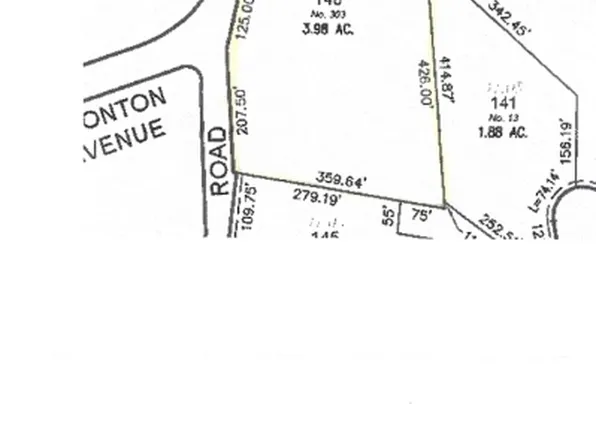 303 Brook Valley Rd, Kinnelon Boro, NJ 07405