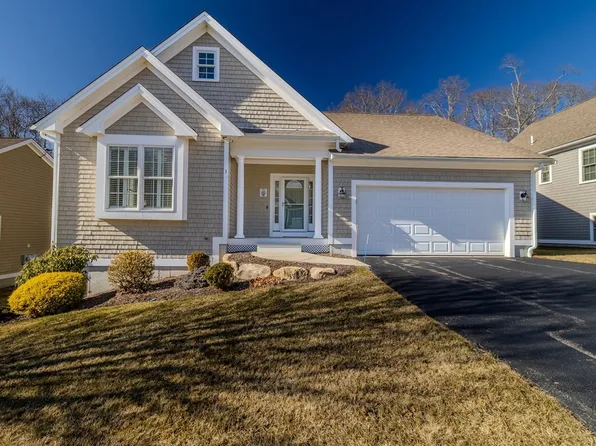 3 Windsor Dr Unit 3, Westport, MA 02790