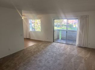 111 W Avenida De Los Arboles #127, Thousand Oaks, CA 91360