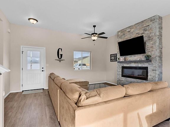 4th image of 1712 Kingfisher Ln