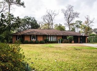 835 Edson Dr, Beaumont, TX 77706